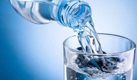 Chuyện gì sẽ xảy ra nếu bạn uống đủ nước mỗi ngày